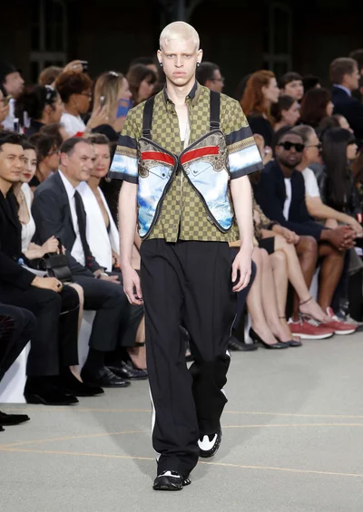 Look 13